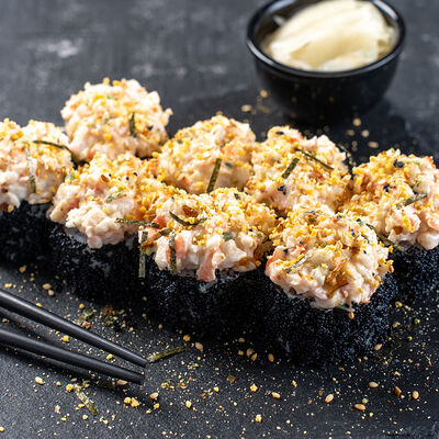 Тартар с креветкой в Kitana по цене 900 ₽