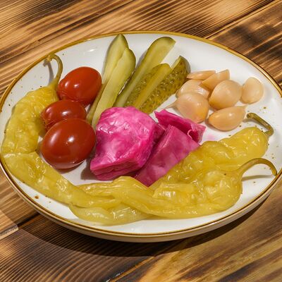 Ассорти из солений в Ресторан Мангал по цене 490 ₽