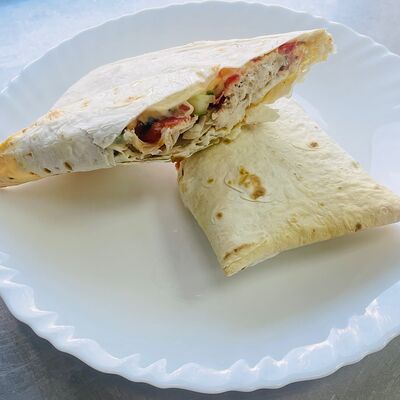 Шаурма сырная с курицейв КГБ как готовит бабушка по цене 389 ₽