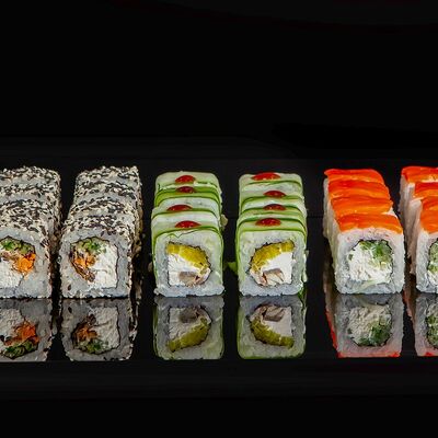 Сет роллов Fast Premium в Fast Япония Premium Sushi по цене 2992 ₽