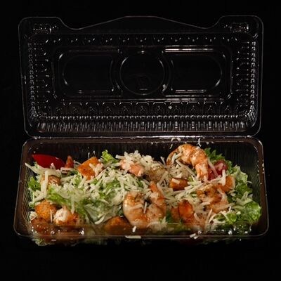 Салат Цезарь с Креветкамив Black angus по цене 550 ₽