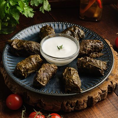 Долма из говядины в Дальневосточка по цене 550 ₽