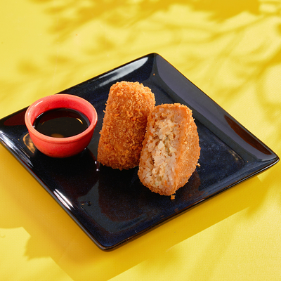 Онигири с цыпленком в ASIATIQ Ramen-Bar по цене 320 ₽