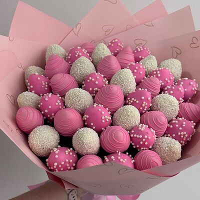 Букет 1 килограмм в Любовь есть по цене 7900 ₽