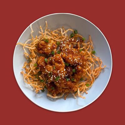 Куриный попкорн в соусе кола в Chuga по цене 500 ₽