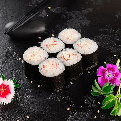 Ролл с снежным крабом в Суши Профи по цене 249 ₽