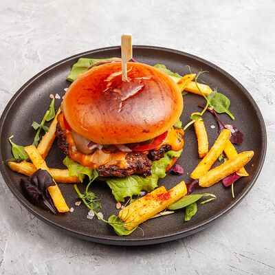 Бургер Копченая Телятина в Смольный по цене 700 ₽