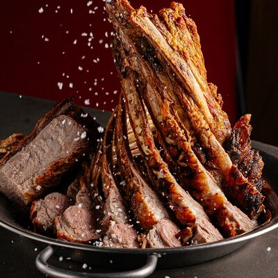 Запеченный бок ягненкав Meat Coin по цене 12000 ₽