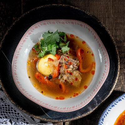 Хашлама с томленой говядиной в Хачапури тетушки Марико по цене 510 ₽