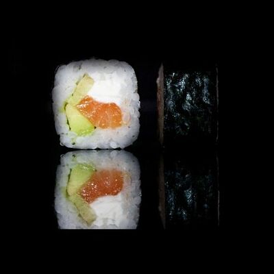 Ролл Классик в Bonito sushi по цене 393 ₽