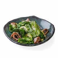 Зеленый салат с уткой в Чина