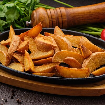 Картофель по-деревенски в Альфа-Бургер по цене 270 ₽