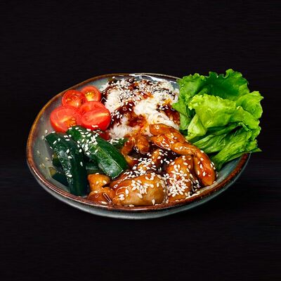 Донбури с курицей терияки в Настроение есть по цене 486 ₽