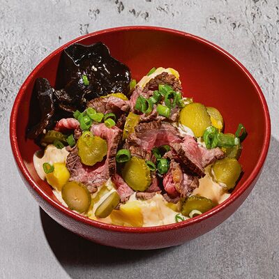 Печёный картофель с ростбифом в Антрекот по цене 535 ₽