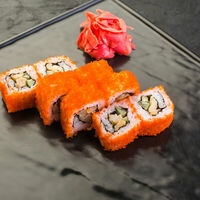 Ролл Калифорния с лососем в Сильви