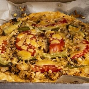 Пицца шаверма свинина-гриль в GRILL & SUSHIMASTER - ГРИЛЬ и СУШИ МАСТЕР по цене 399