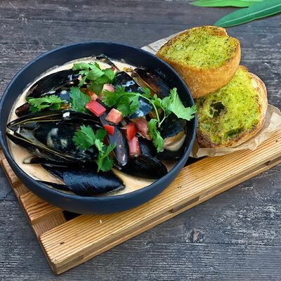 Мидии в соусе том ям в Мой кофе по цене 1238 ₽