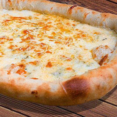 Пицца Четыре сырав СВОЯ КУХНЯ по цене 898 ₽