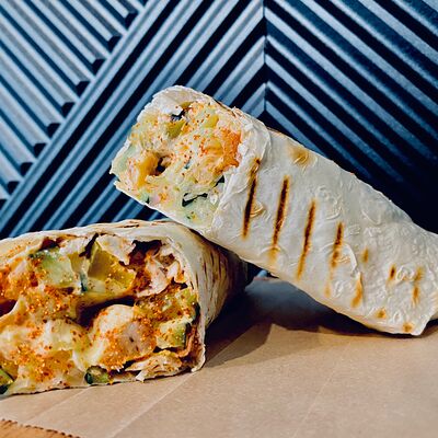 С копчёностями и сыром в Голодный кочевник по цене 480 ₽