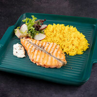 Лосось на гриле в Евразия-Экспресс