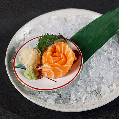 Сашими Дикий лосось в Self Edge Japanese по цене 900 ₽