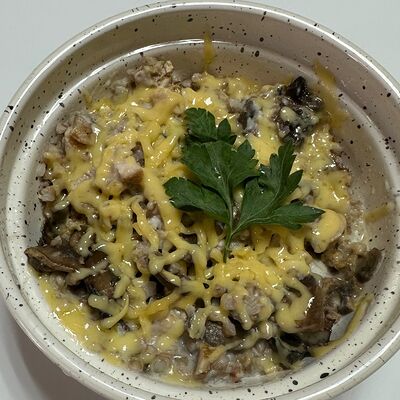 Гречка, курица и грибы в Буфет на Горького по цене 220 ₽