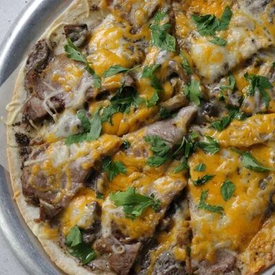 Фламекеш с бужениной и сыром в Сварня по цене 590 ₽