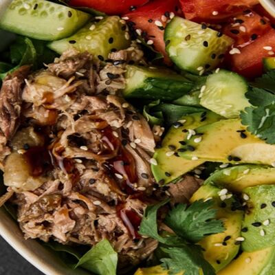 Салат Кобб с уткойв Borrachitos по цене 990 ₽