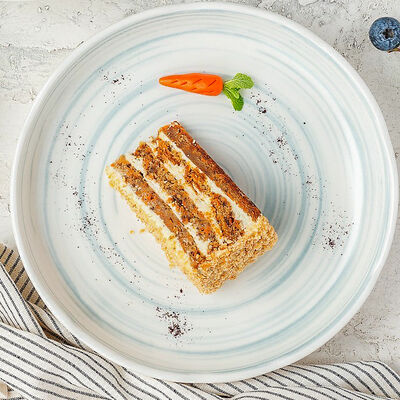 Морковный торт в Двор Помидор по цене 360