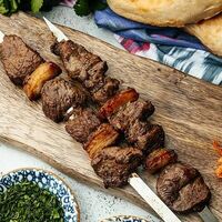 Шашлык из говядины в Лаззат