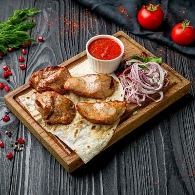Шашлык из говяжьей вырезки с курдюком в Суши & Пицца & Шашлыки Хан по цене 830 ₽