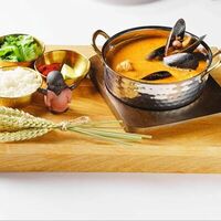 Том ям королевский в Фабрика