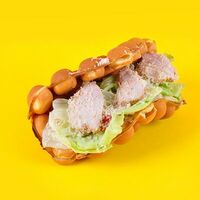 Гонконгская цезарь-вафля с курицей в Сироп
