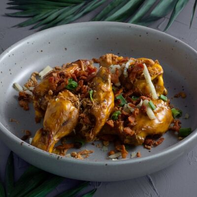 Куриные крылья в сеульском соусе в Take IT EasyCentre по цене 500 ₽