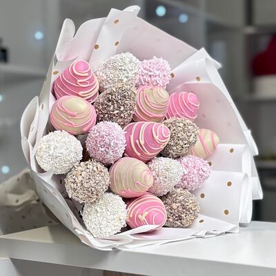 Букет клубники в шоколаде №4 размер xs в Di Panna Confetteria по цене 3000 ₽