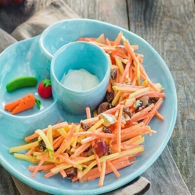 Салат Яблоко-морковь в Баклажан в ТЦ 