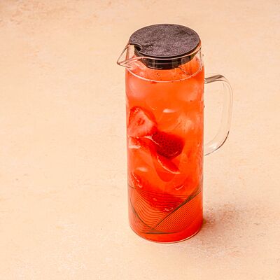 Лимонад Клубника-ревень в Хачапури по цене 940 ₽