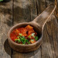 Чашушули в Двор Помидор