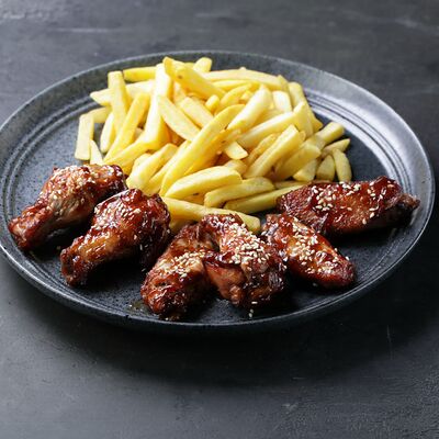 Крылья в соусе барбекю в Kioto по цене 647 ₽