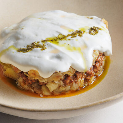 Мусака Авли с говядиной в АВЛИ бистро по цене 950 ₽