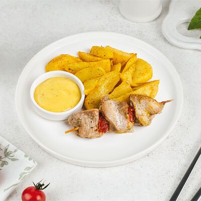 Картофель аппетитный и шашлычок из курицы 250 г в Простая еда по цене 369 ₽