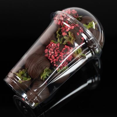 Стакан клубники в темном шоколаде в Клубника в шоколаде VeryBerryLab по цене 1590 ₽