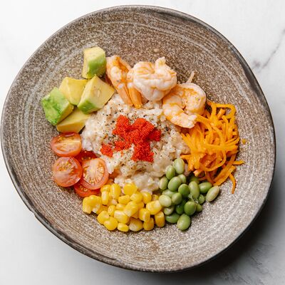 Поке с креветкой в Luna lounge по цене 740 ₽