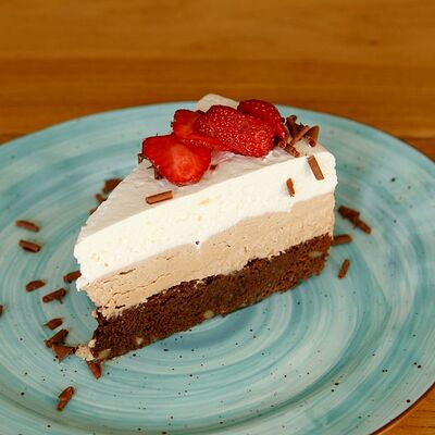 Шоколадный торт в Мацони по цене 260