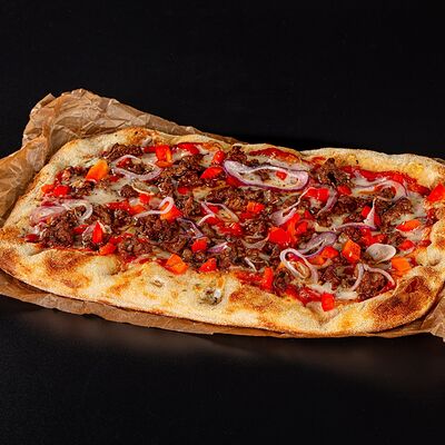 Пицца Мясная в MOS Lounge & Bar по цене 970 ₽