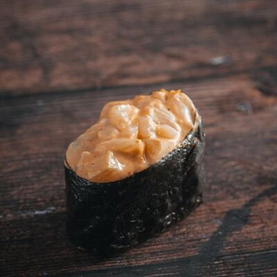 Спайси-гункан с гребешком в Amato по цене 290 ₽