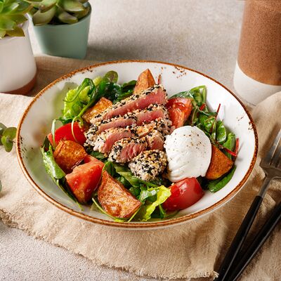 Нисуаз с тунцом в Kristof Coffee and Kitchen по цене 850 ₽