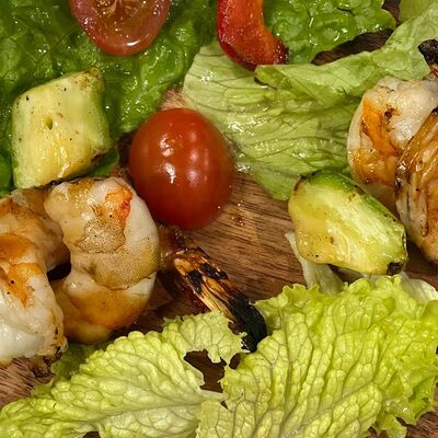 Шашлычок из креветок с овощами в Бар-гриль KOSTER по цене 690 ₽