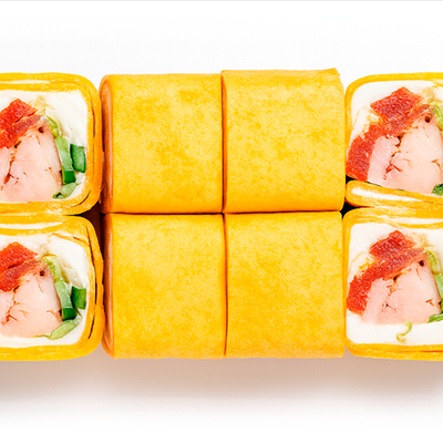Ролл Тортилья курица в Суши море по цене 395 ₽