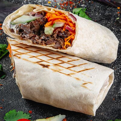 Шаурма с говядиной и тайским соусом в Шурум Бурум по цене 375 ₽